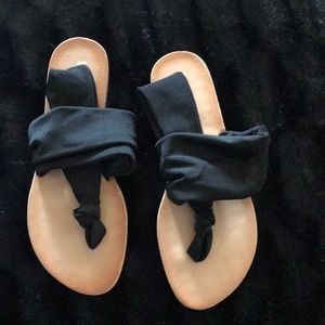 Sling flip flops. Size 7.